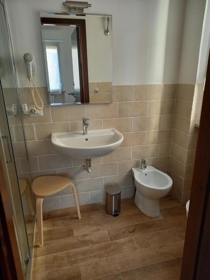 B&B Il Canale 安科纳 外观 照片