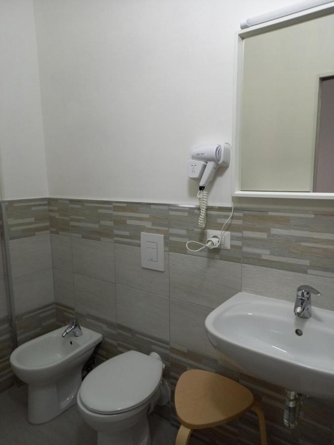 B&B Il Canale 安科纳 外观 照片